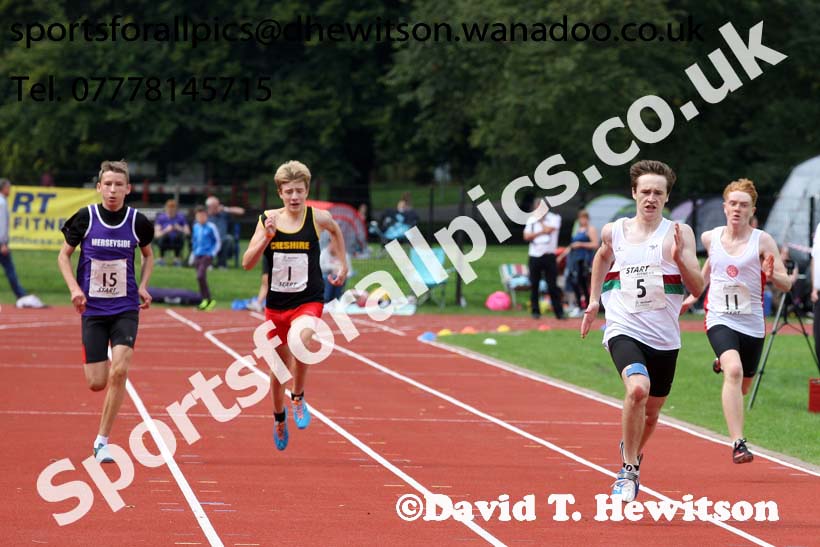 Boys 200 metres at the Northern Inter-Counties under-17s and 15s at Witton Park, Blackburn. Photo: David T. Hewitson/Sports for All Pics